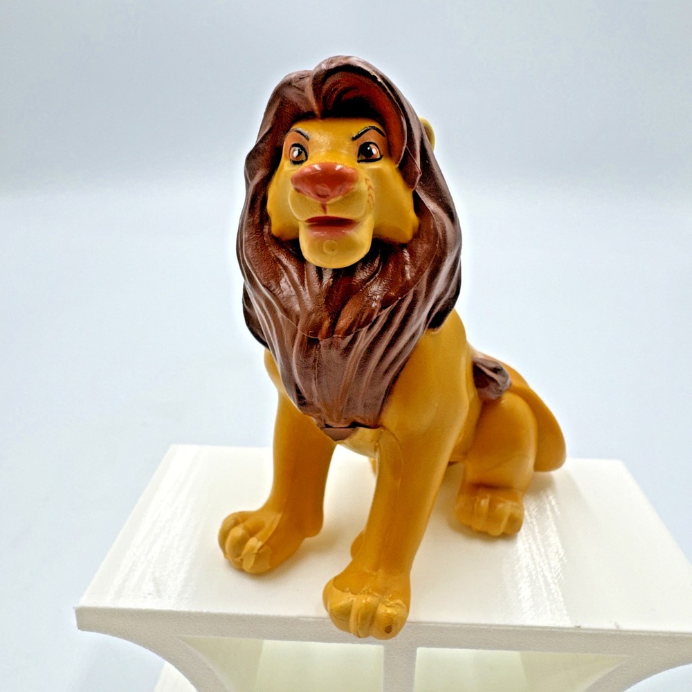 Disney The Lion King Adult Simba 3" Tall Toy PVC Figure 1994‎ Mattel